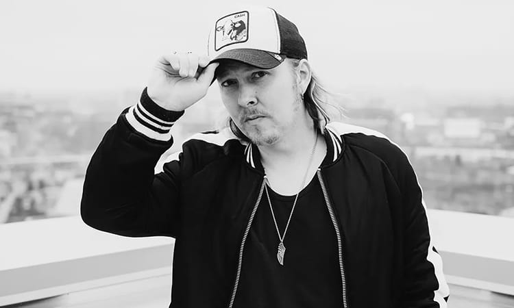 Drew Ryder Smith - Artist Photo - Merrill Artists